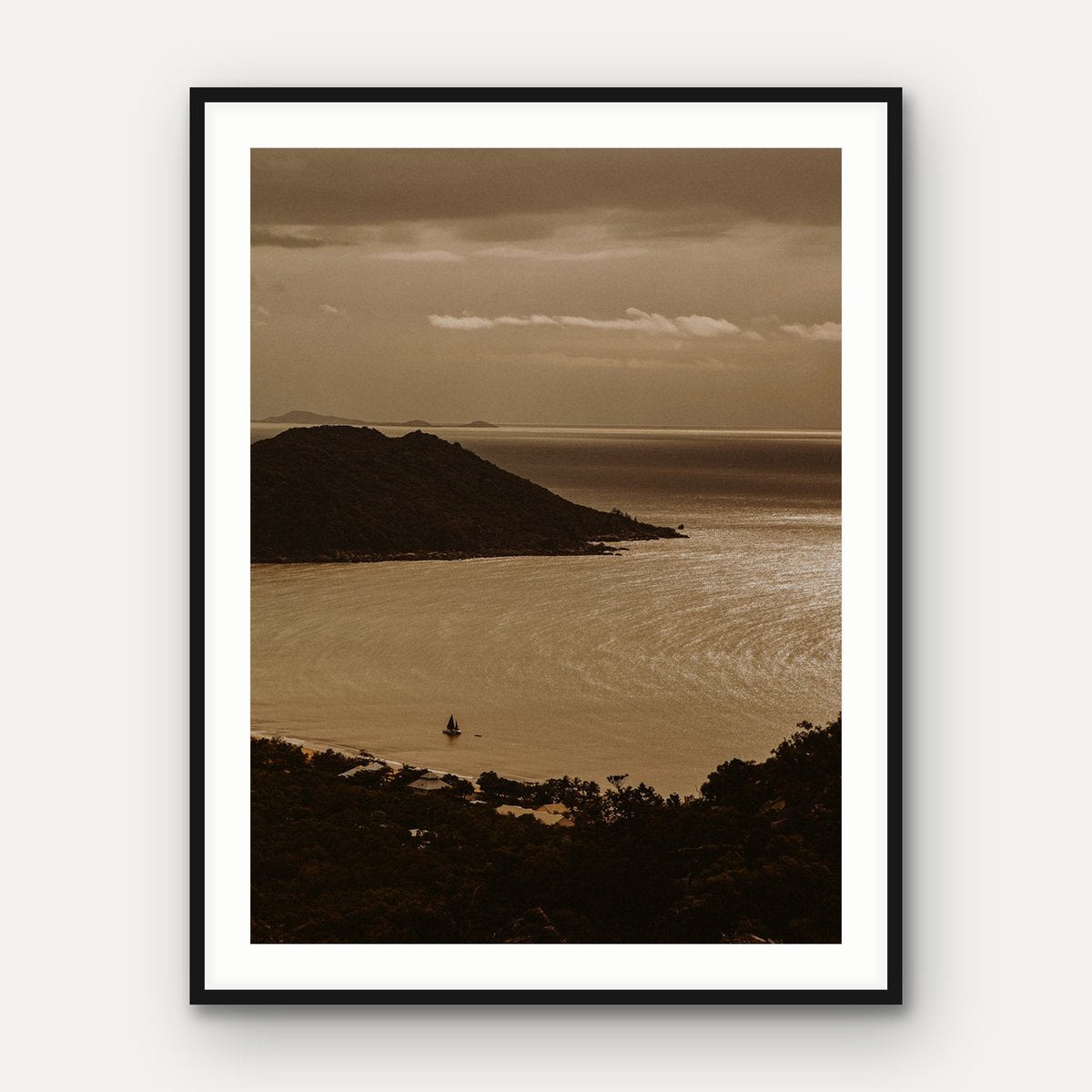Lone Sail, Magnetic Island